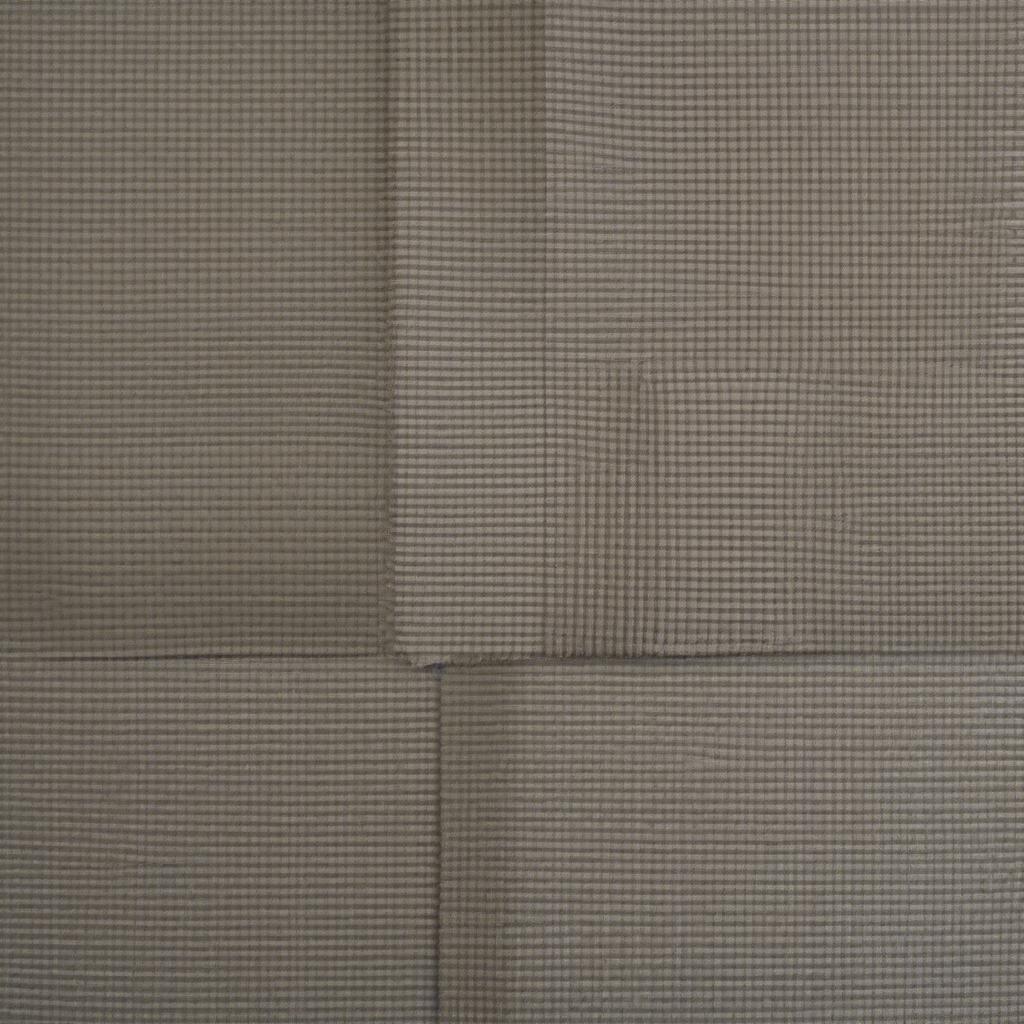 Comparison of 2x2 Basket Weave and Plain Weave fabrics, highlighting the differences in texture and appearance.