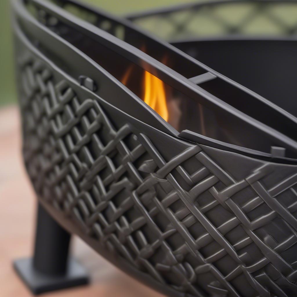 Crosley Hudson Fire Pit Design and Features