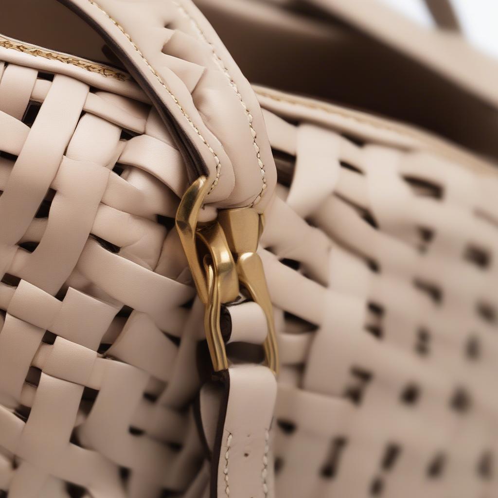 Lilian Woven Crossbody Bag Close-Up Details