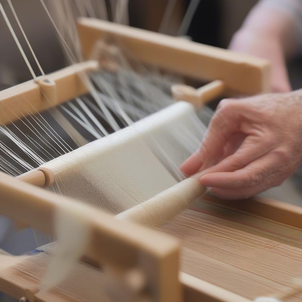 Setting up a Lily Table Top Weaving Loom