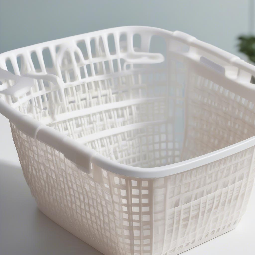 Sterilite Weave Laundry Basket White Design Details