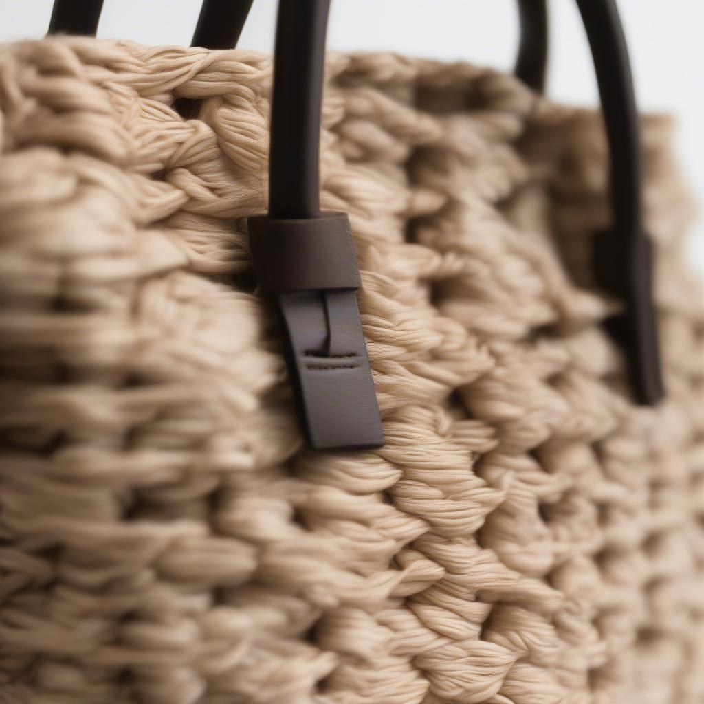 Valentina Woven Bag Crafted from Natural Fibers